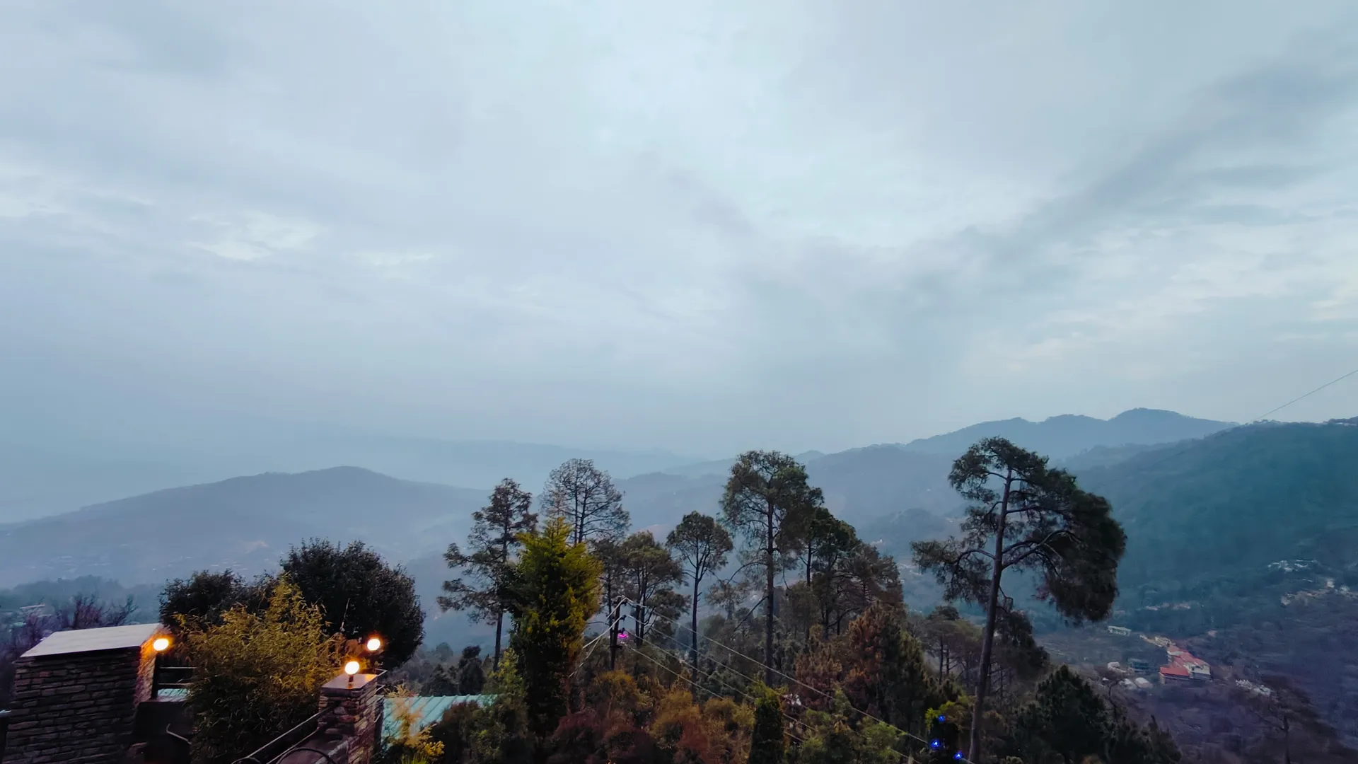 SUNITA HIMALAYAN PARADISE Outdoors