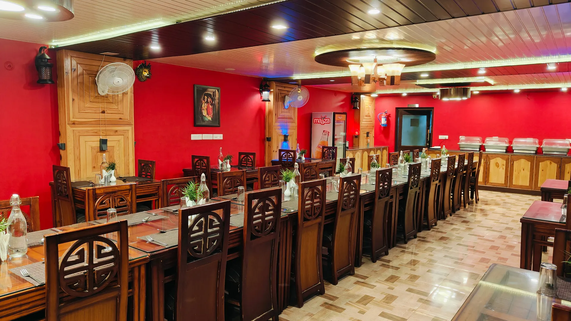 SUNITA HIMALAYAN PARADISE Restaurant