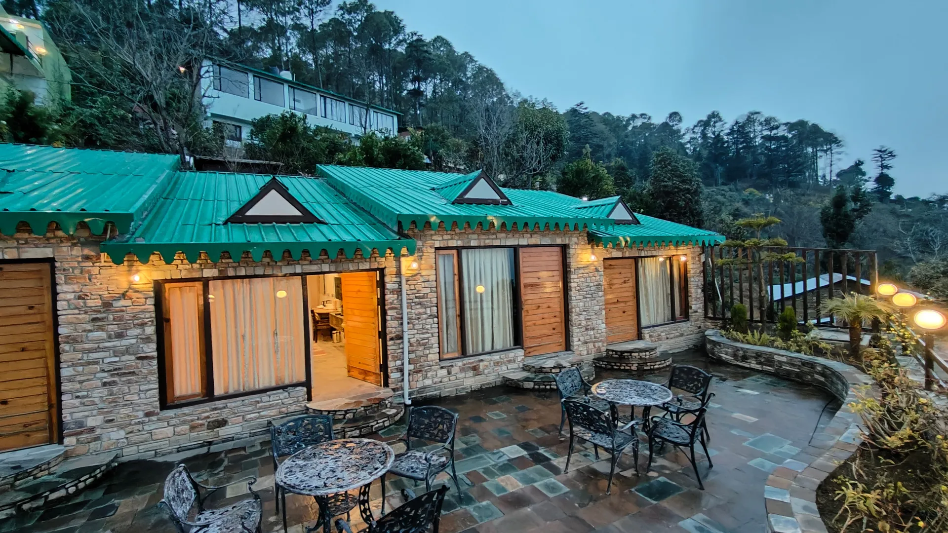 SUNITA HIMALAYAN PARADISE Room
