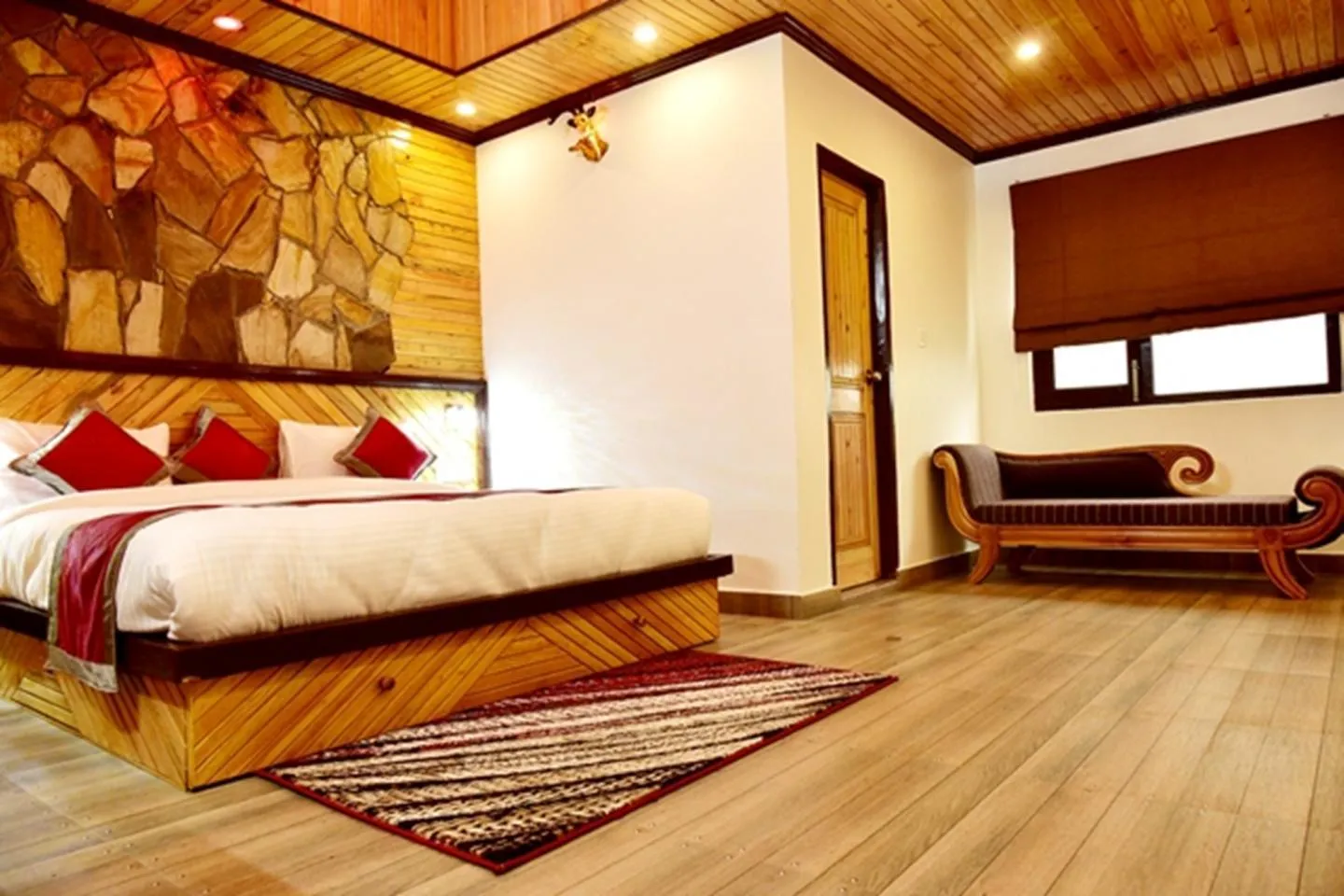SUNITA HIMALAYAN PARADISE Room