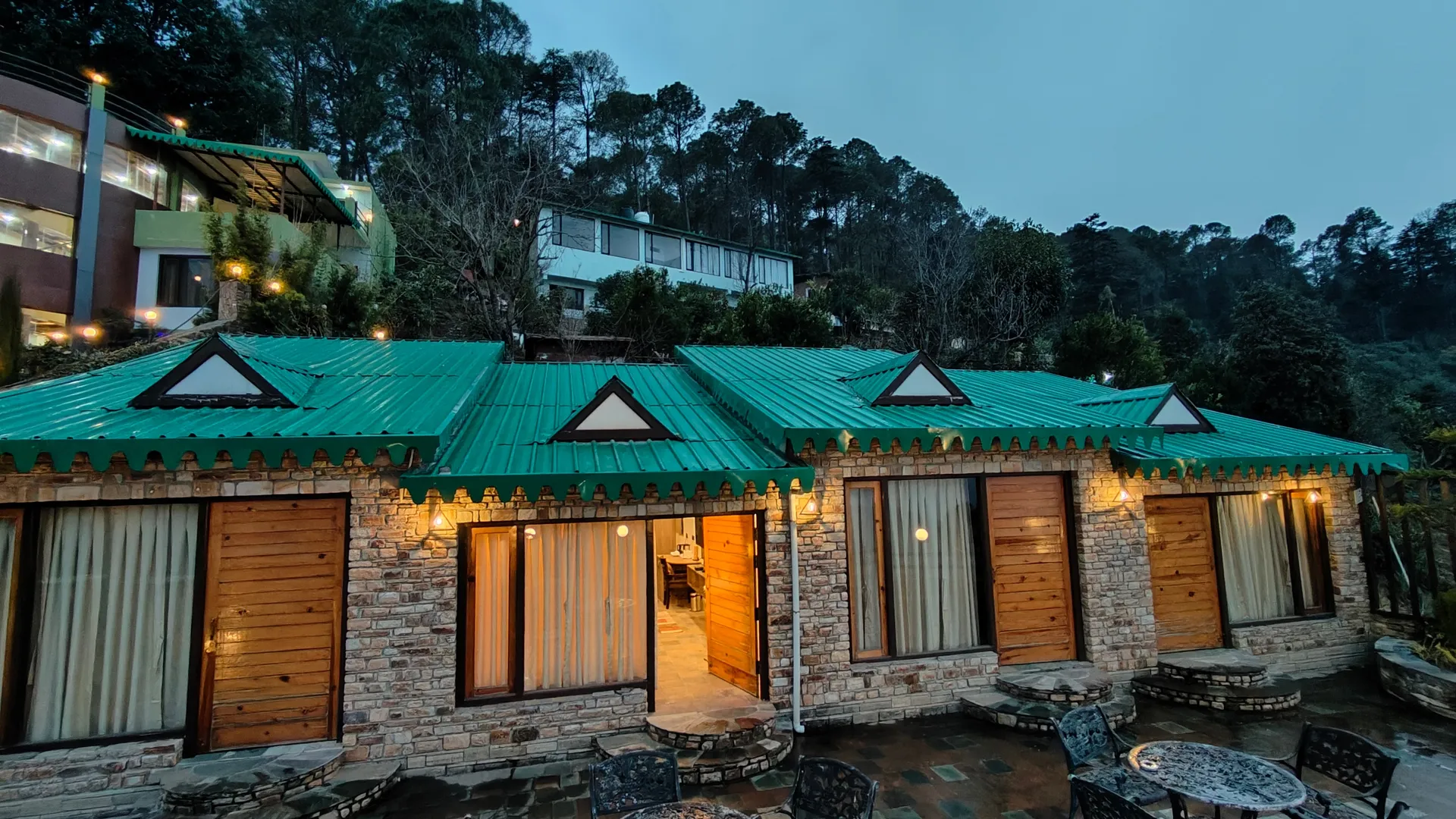 SUNITA HIMALAYAN PARADISE Room