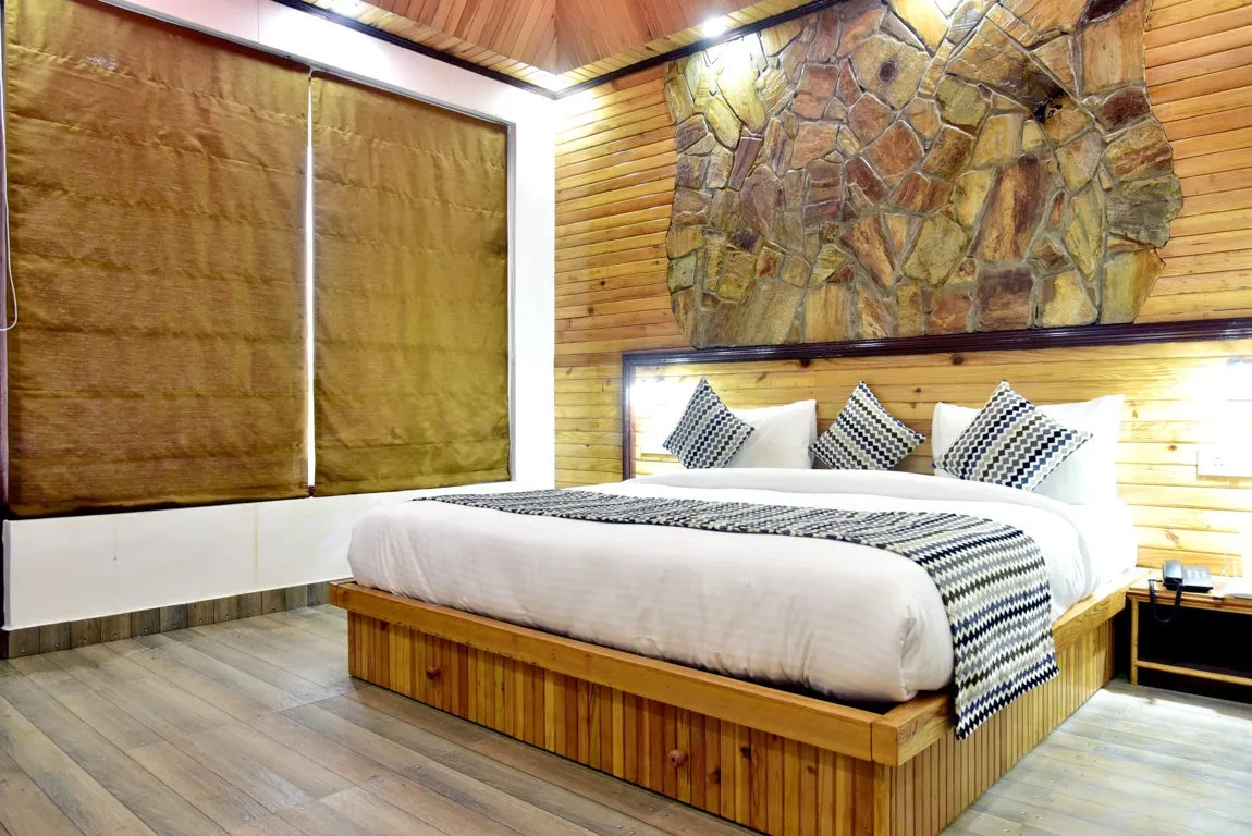 SUNITA HIMALAYAN PARADISE Room