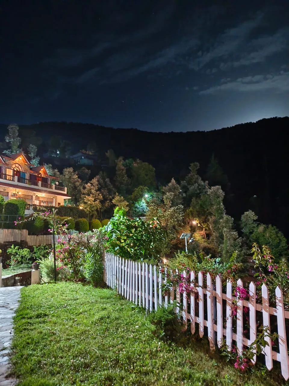 PARIJAT RETREAT  (30 KM FROM RANIKHET TOWARDS JIM CORBET) Common Area