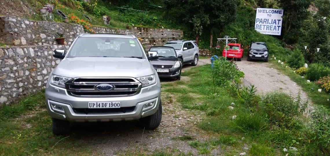 PARIJAT RETREAT  (30 KM FROM RANIKHET TOWARDS JIM CORBET) Parking