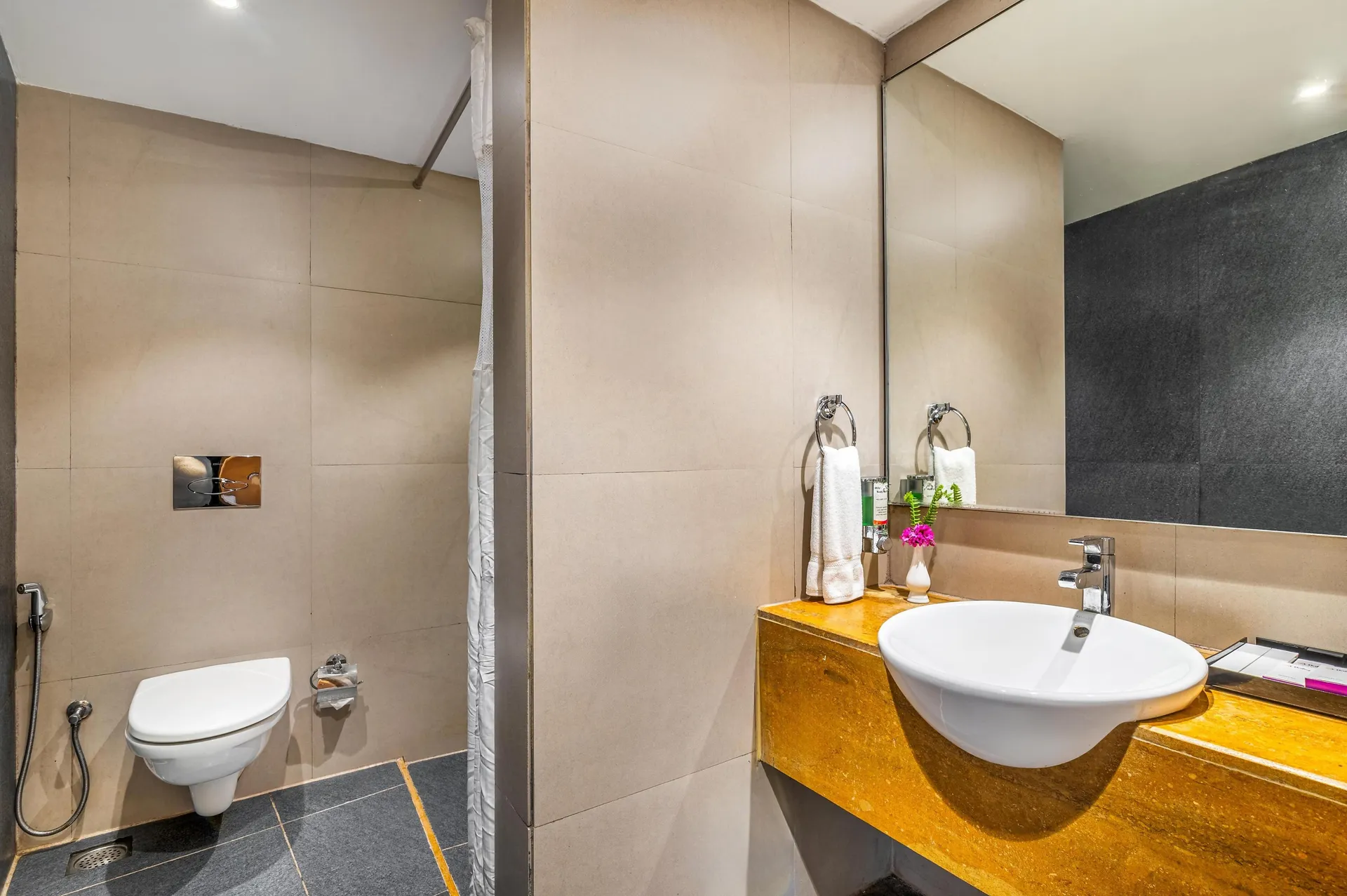Sterling Kodai Valley Room