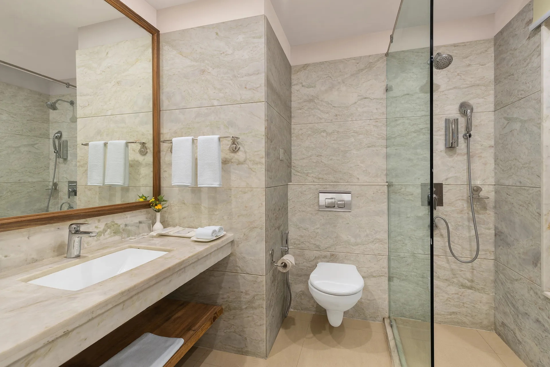 Fortune Park Kufri, Shimla - Member ITC Hotels' Group Washroom