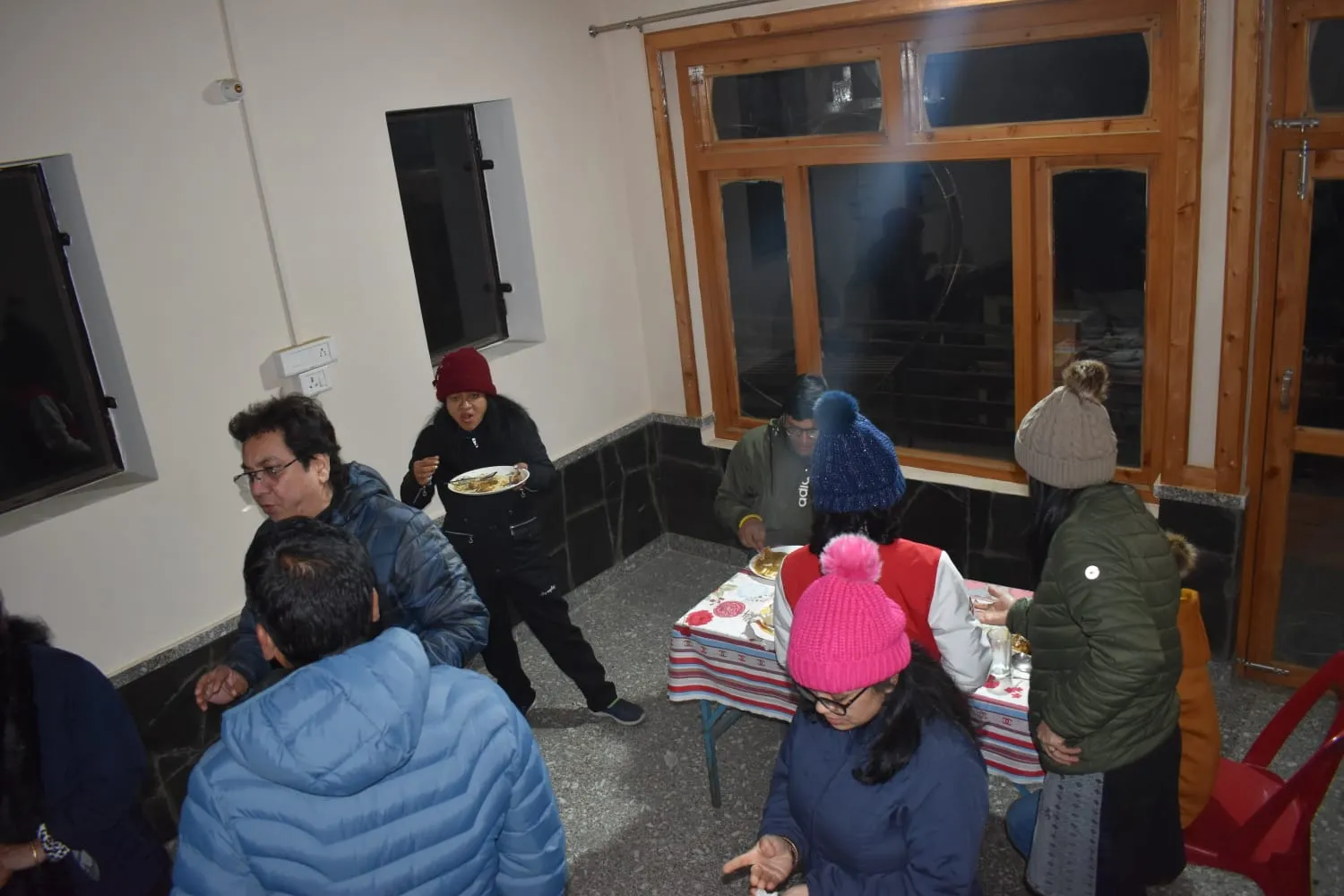 Hotel Lohaghat Regency Near Railway station Restaurant