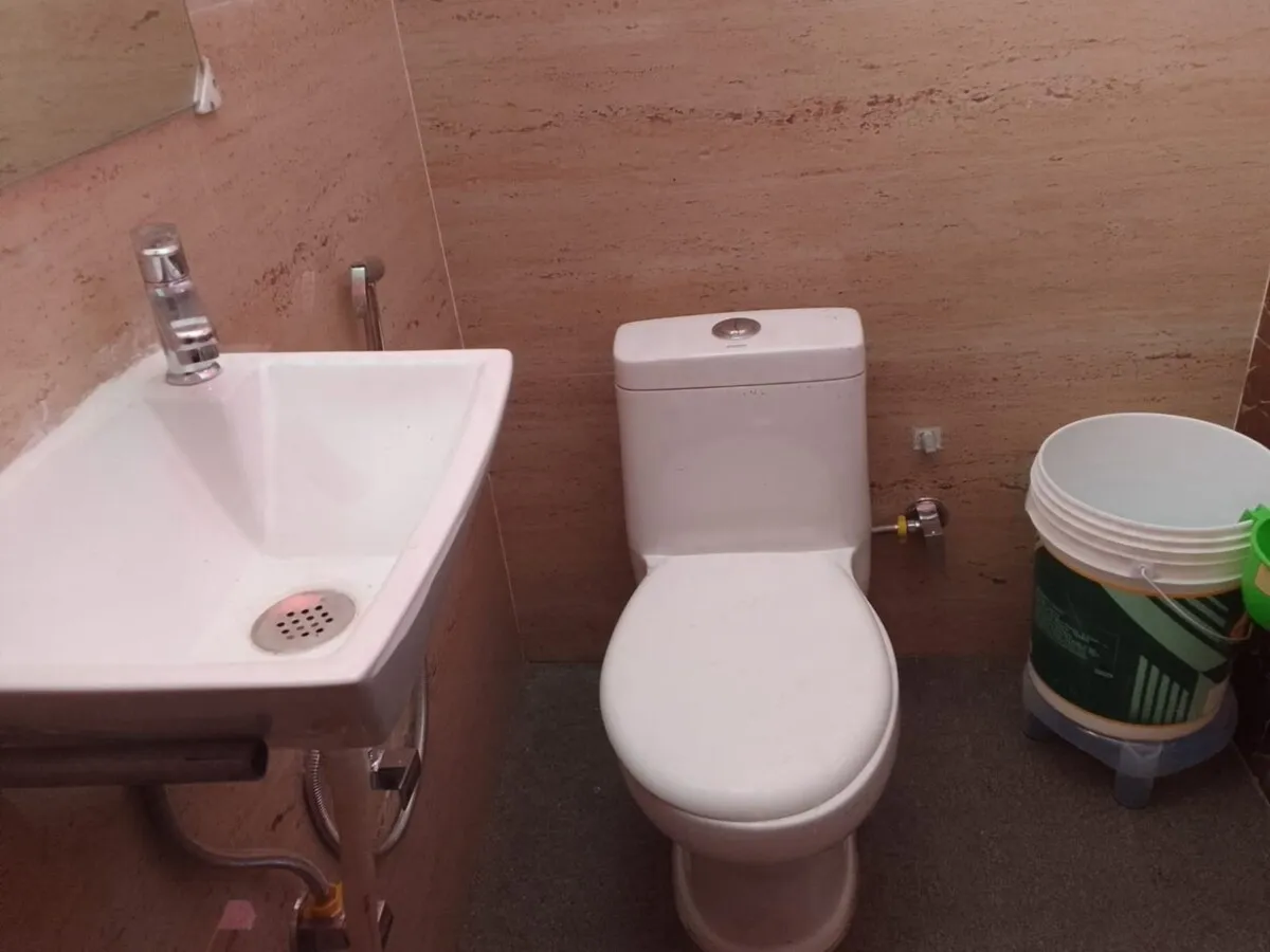Hotel Lohaghat Regency Near Railway station Room
