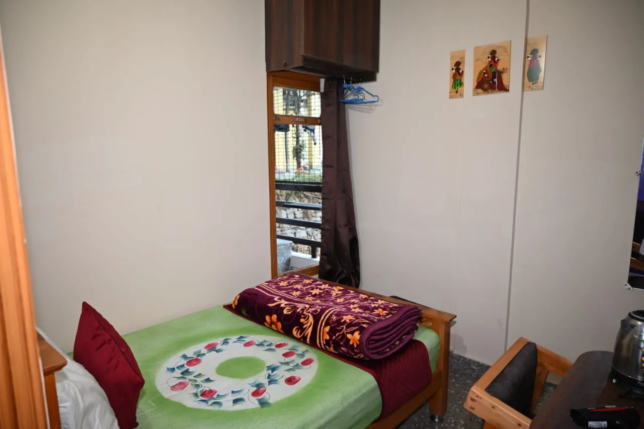 Hotel Lohaghat Regency Near Railway station Room