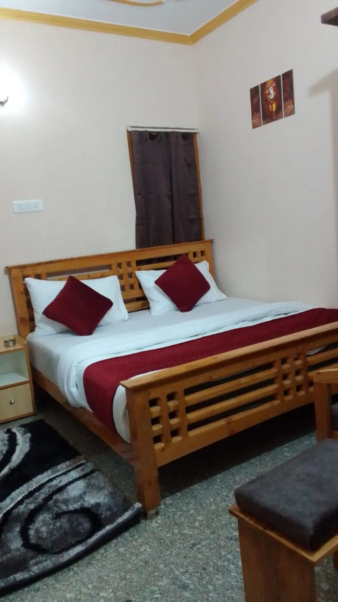Hotel Lohaghat Regency Near Railway station Room