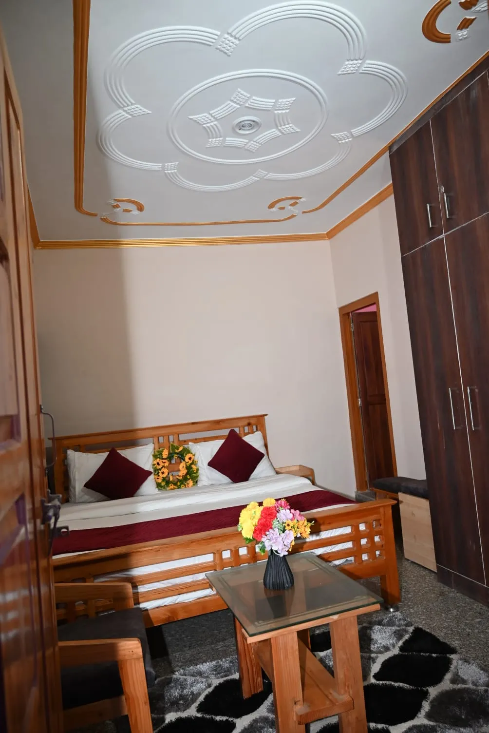 Hotel Lohaghat Regency Near Railway station Room