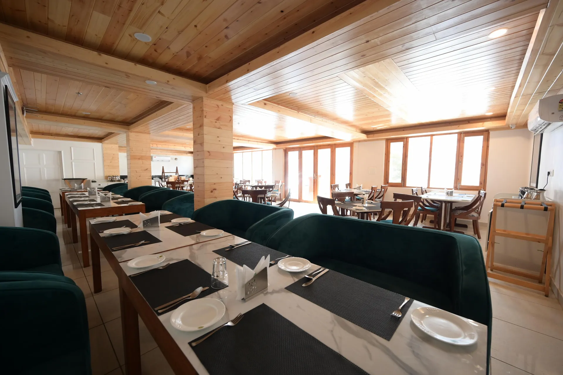 Ashapuri Village - Luxury Resort & Cottages Restaurant