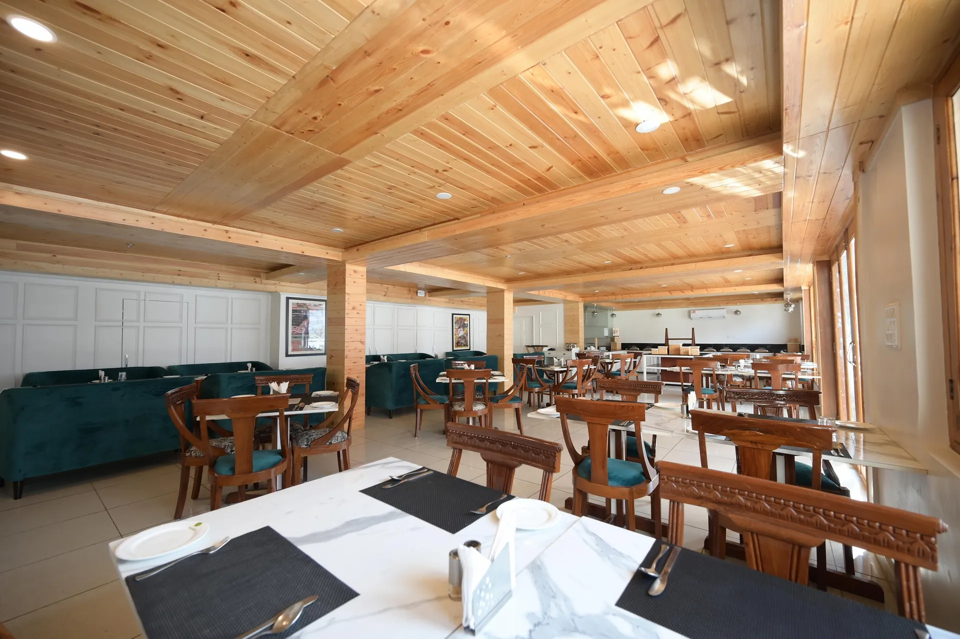Ashapuri Village - Luxury Resort & Cottages Restaurant