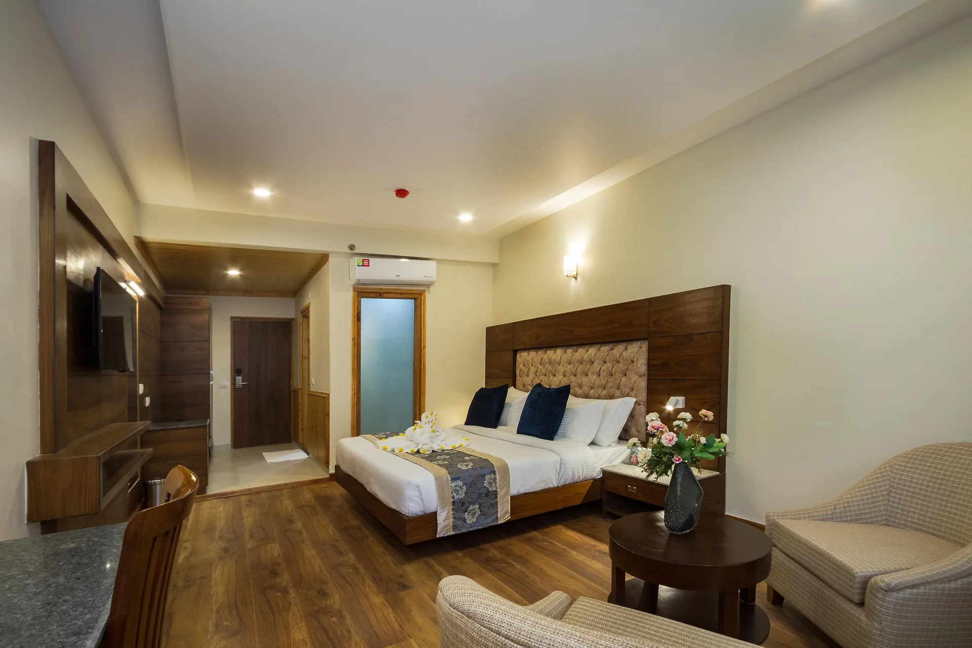 Ashapuri Village - Luxury Resort & Cottages Room