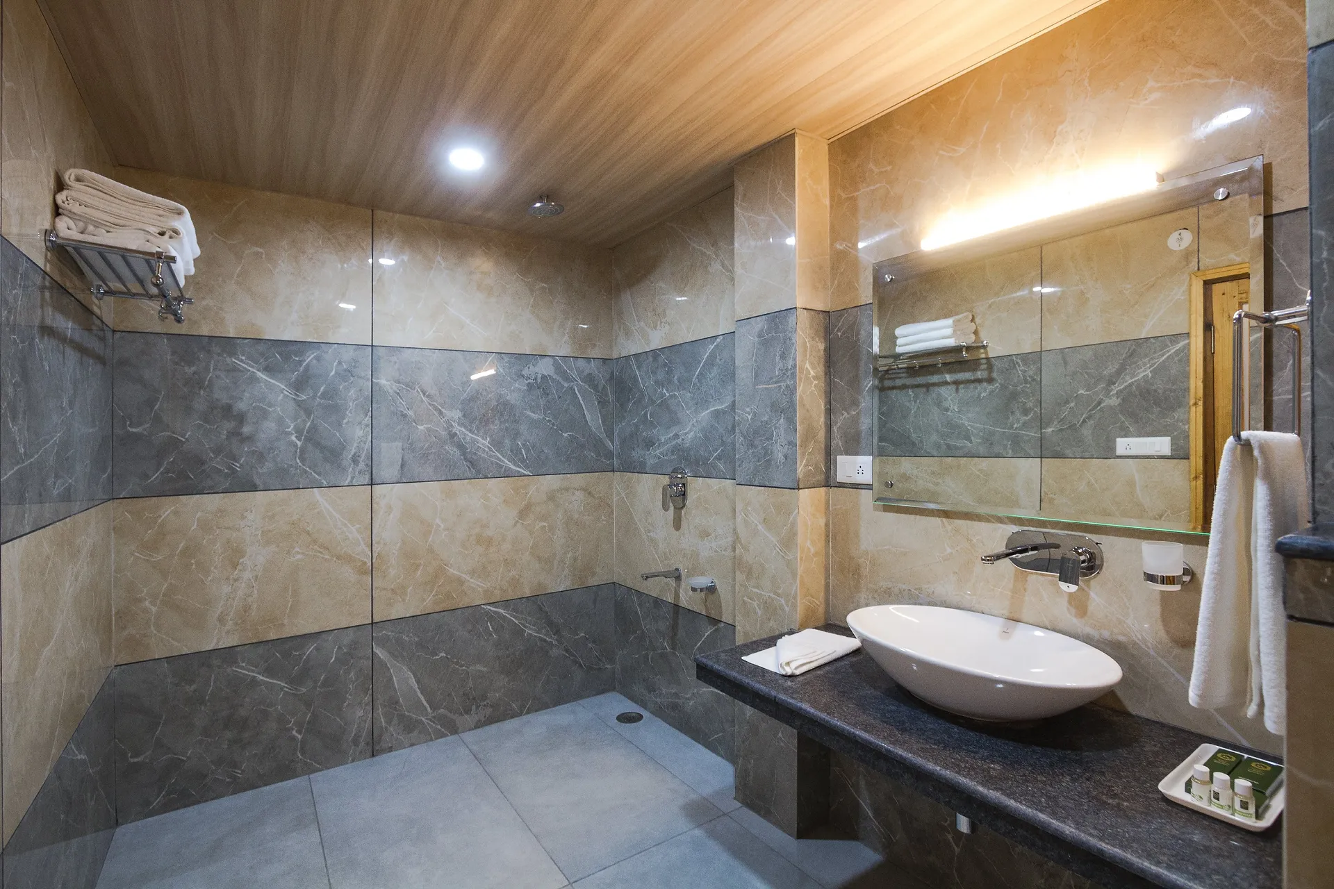 Ashapuri Village - Luxury Resort & Cottages Room