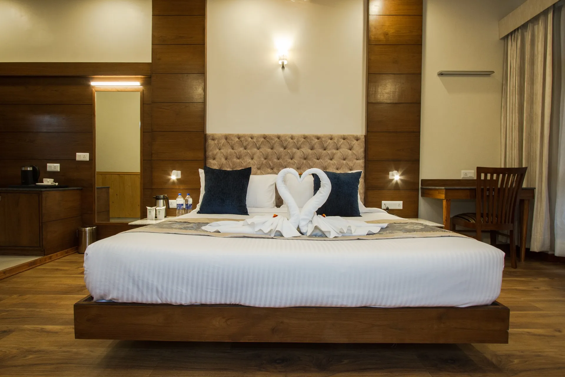 Ashapuri Village - Luxury Resort & Cottages Room