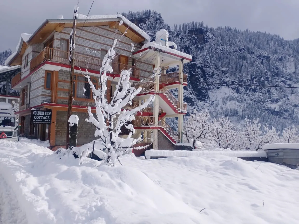Country View Cottage Manali Facade