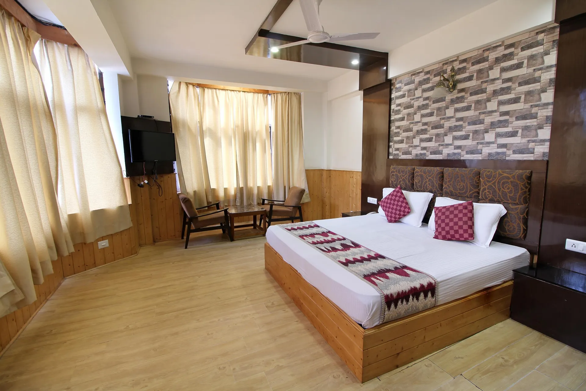 DLS Hotel Devlok Common Area