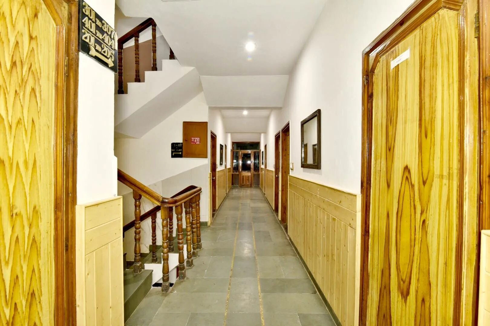 DLS Hotel Devlok Common Area