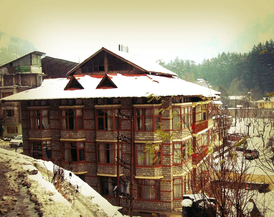 DLS Hotel Devlok Outdoors