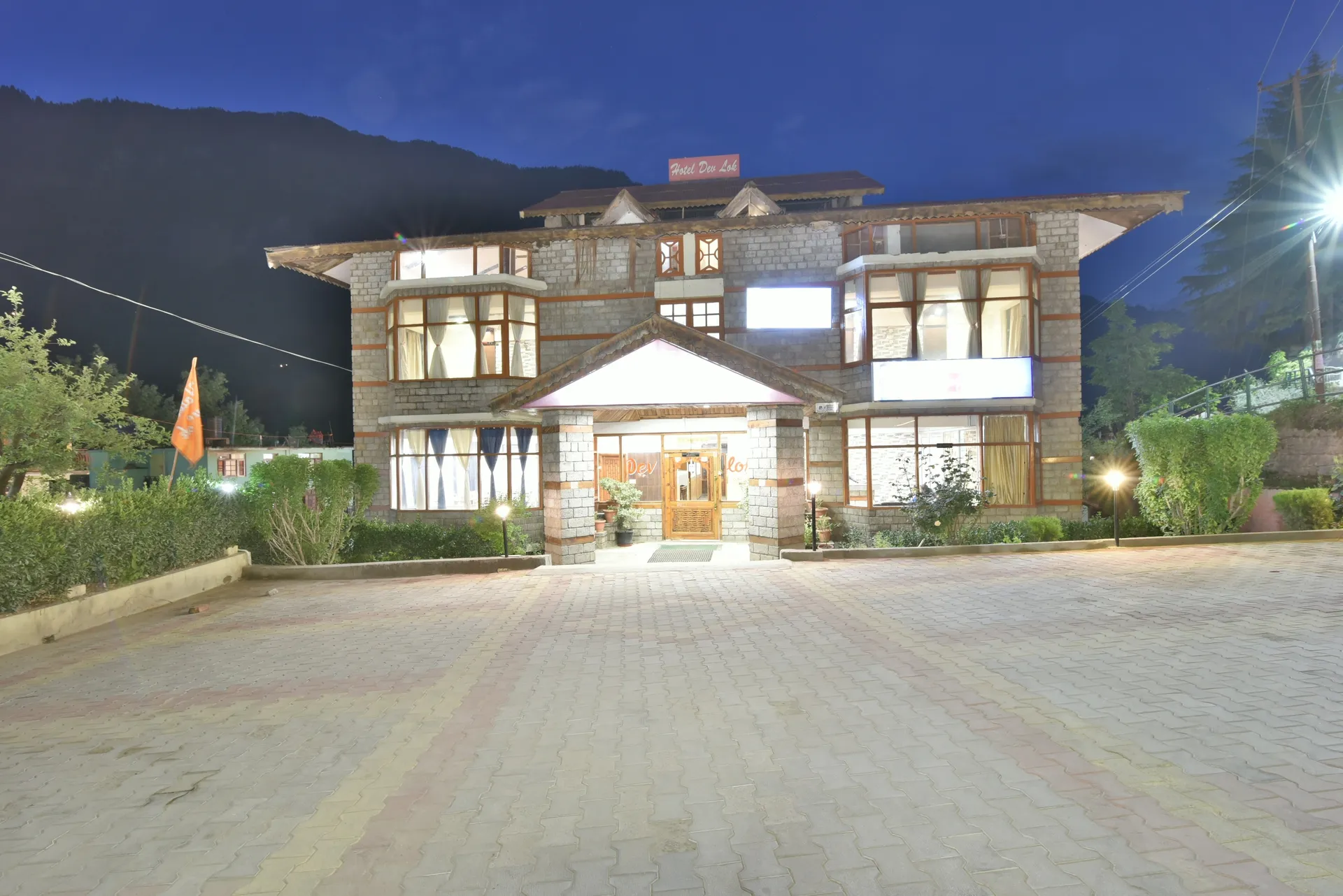 DLS Hotel Devlok Parking