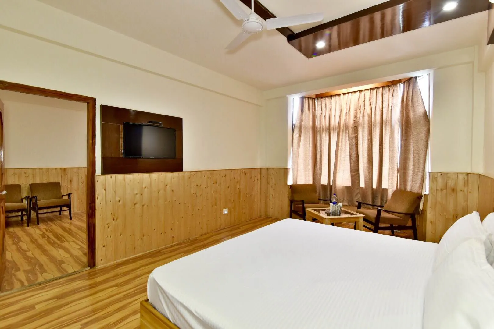 DLS Hotel Devlok Room
