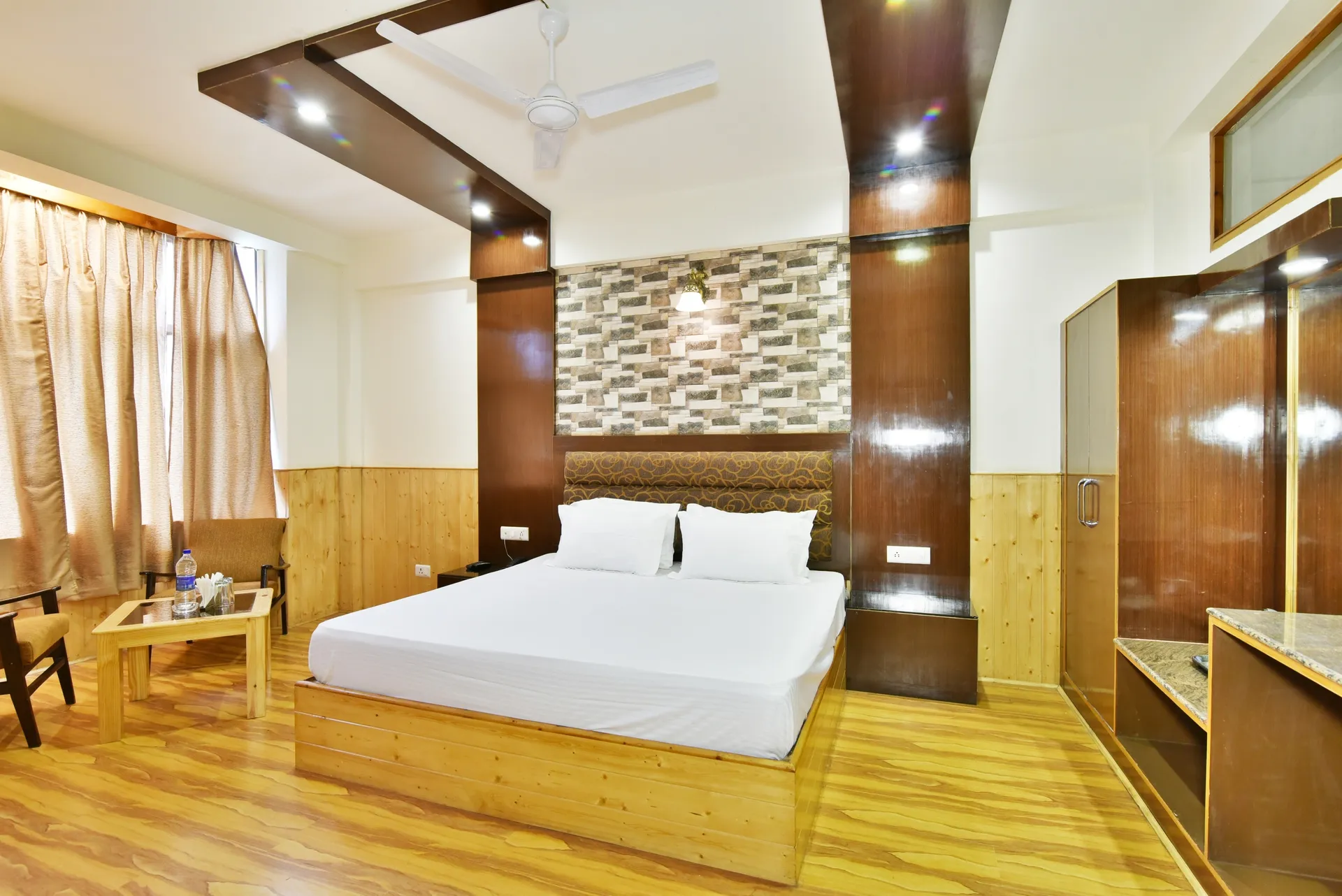 DLS Hotel Devlok Room