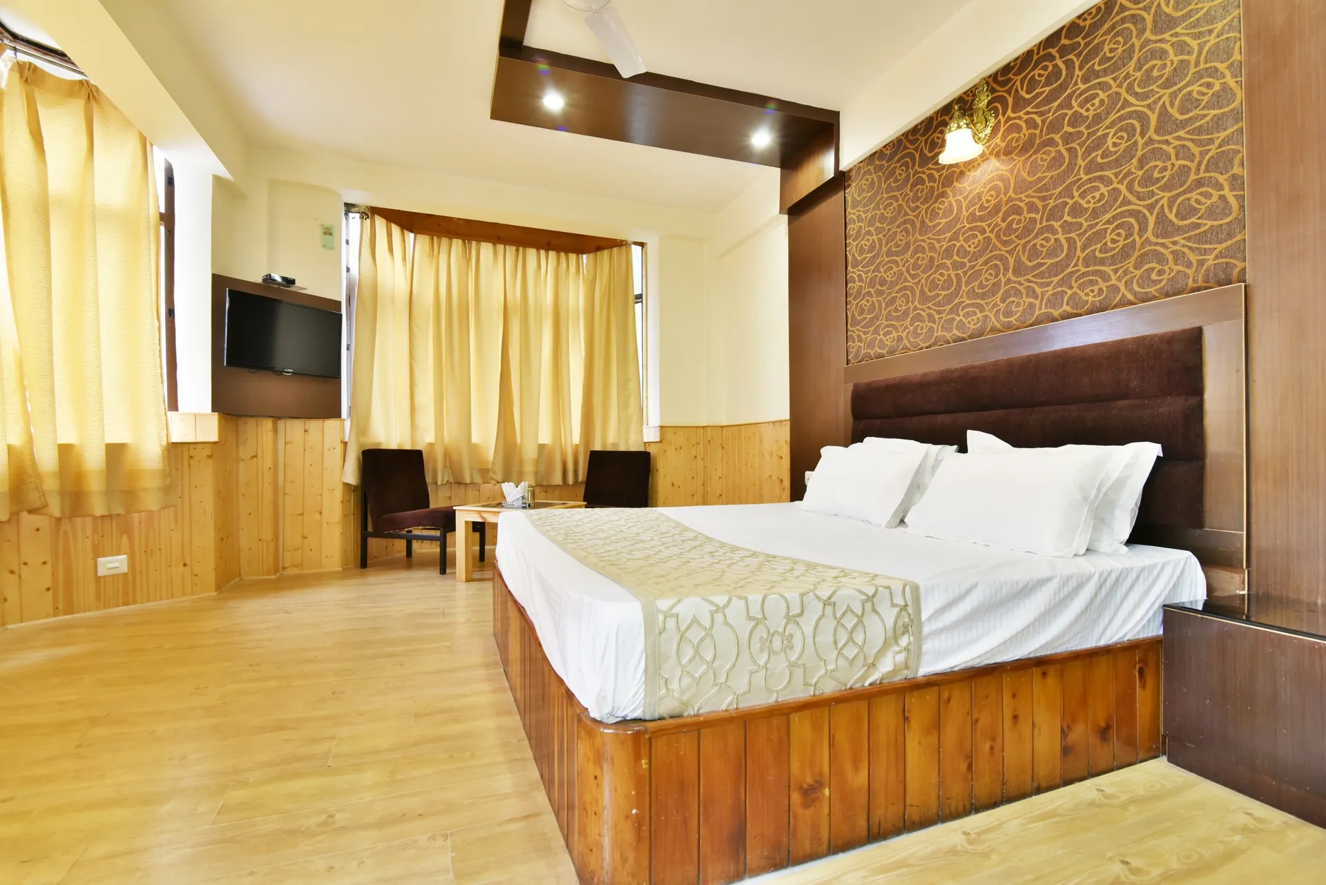 DLS Hotel Devlok Room