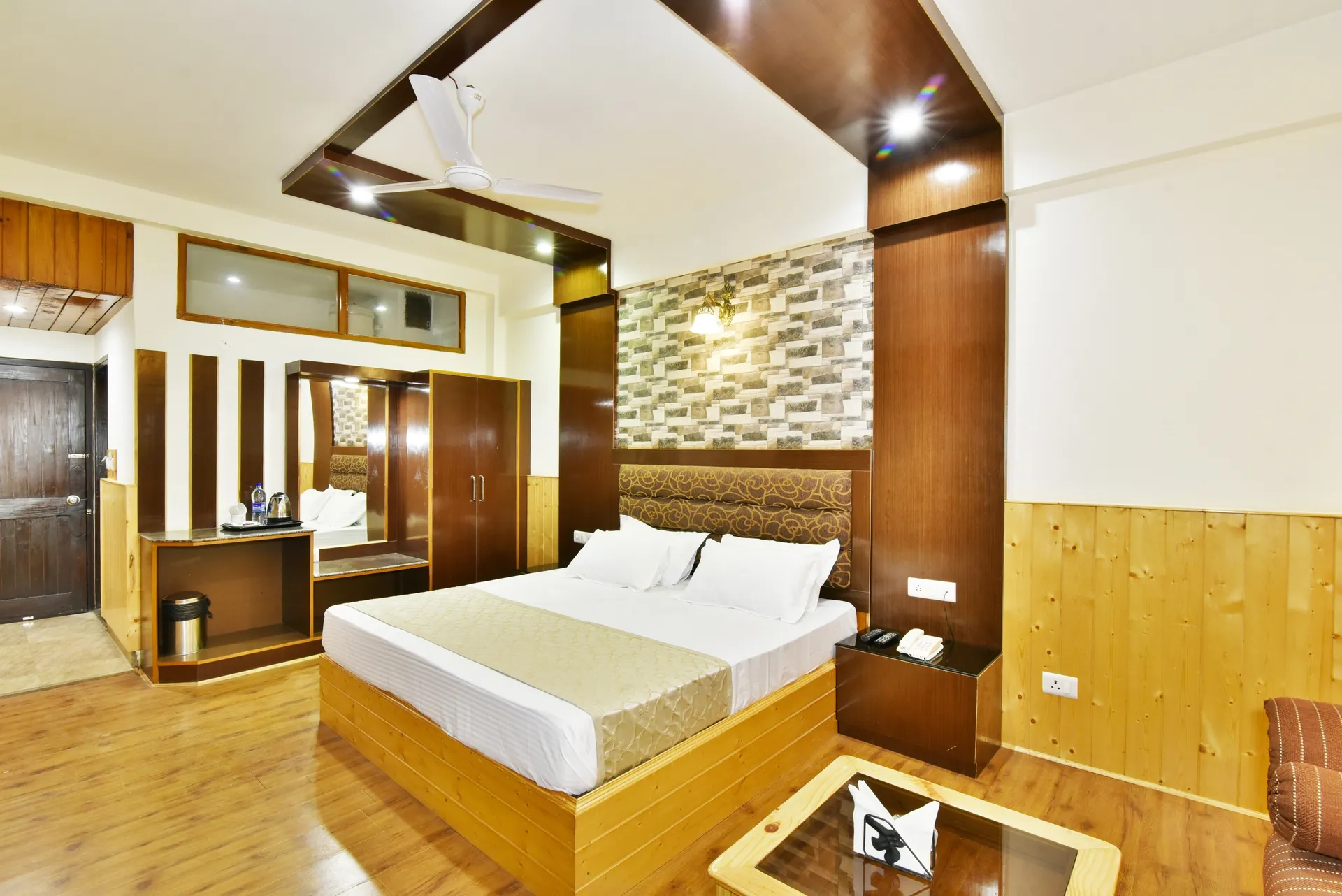 DLS Hotel Devlok Room