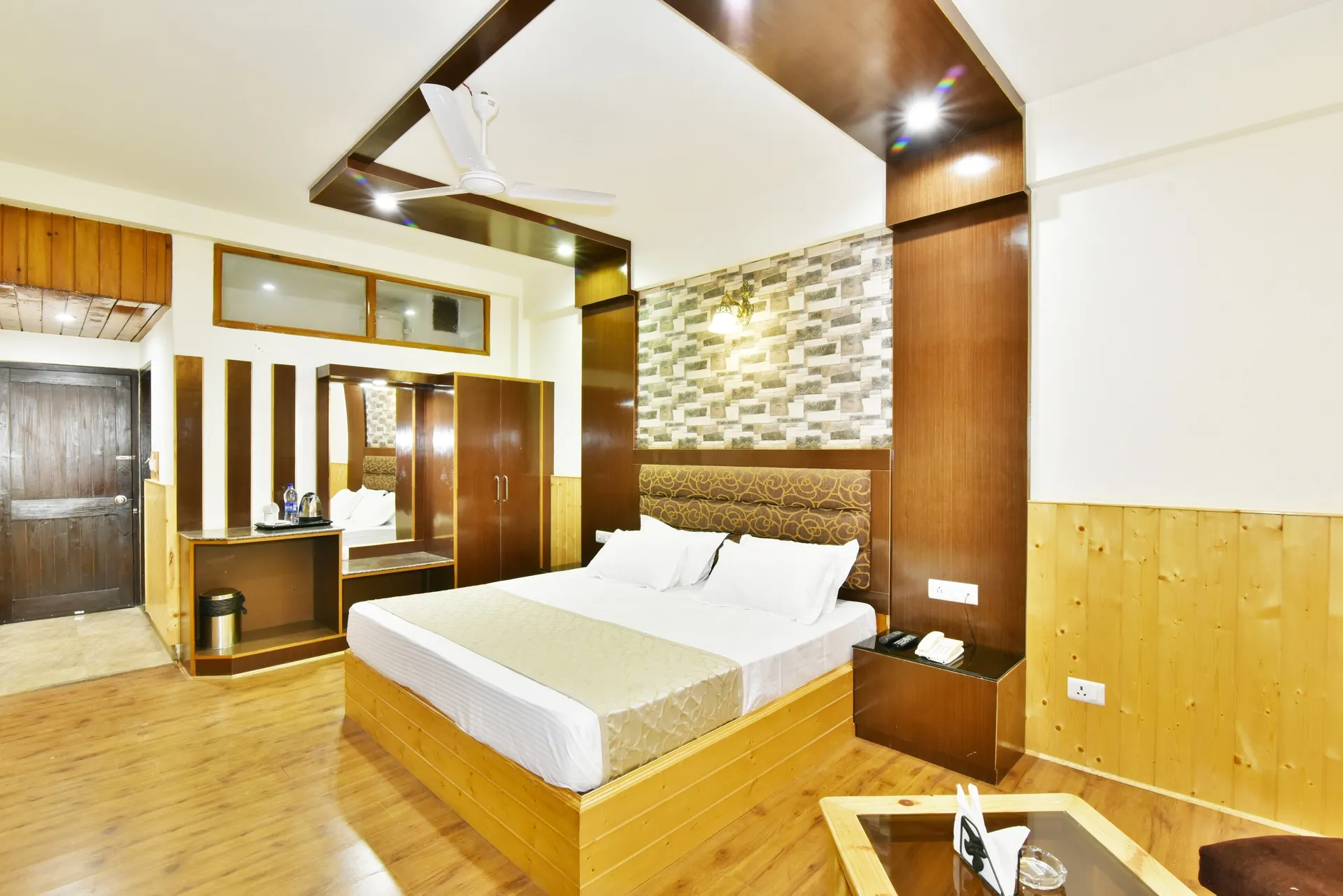 DLS Hotel Devlok Room