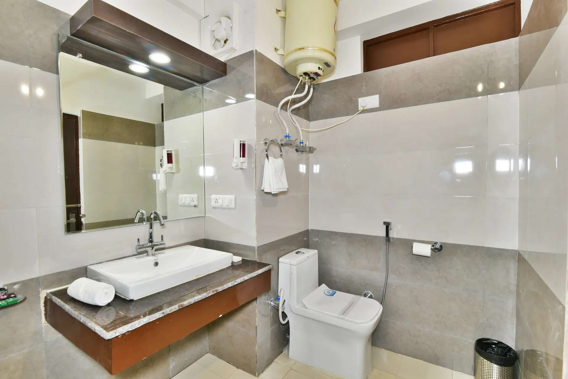 DLS Kapoor Resort Room