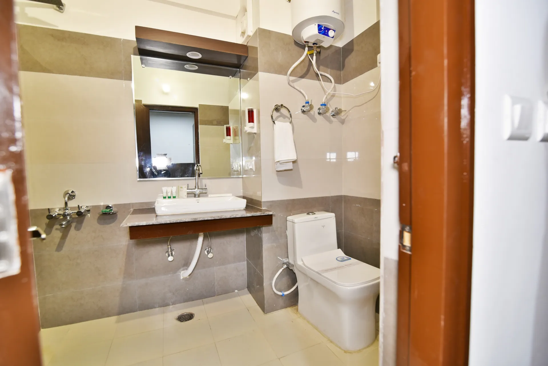 DLS Kapoor Resort Room
