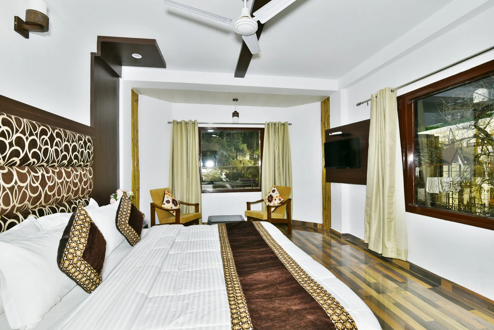 DLS Kapoor Resort Room