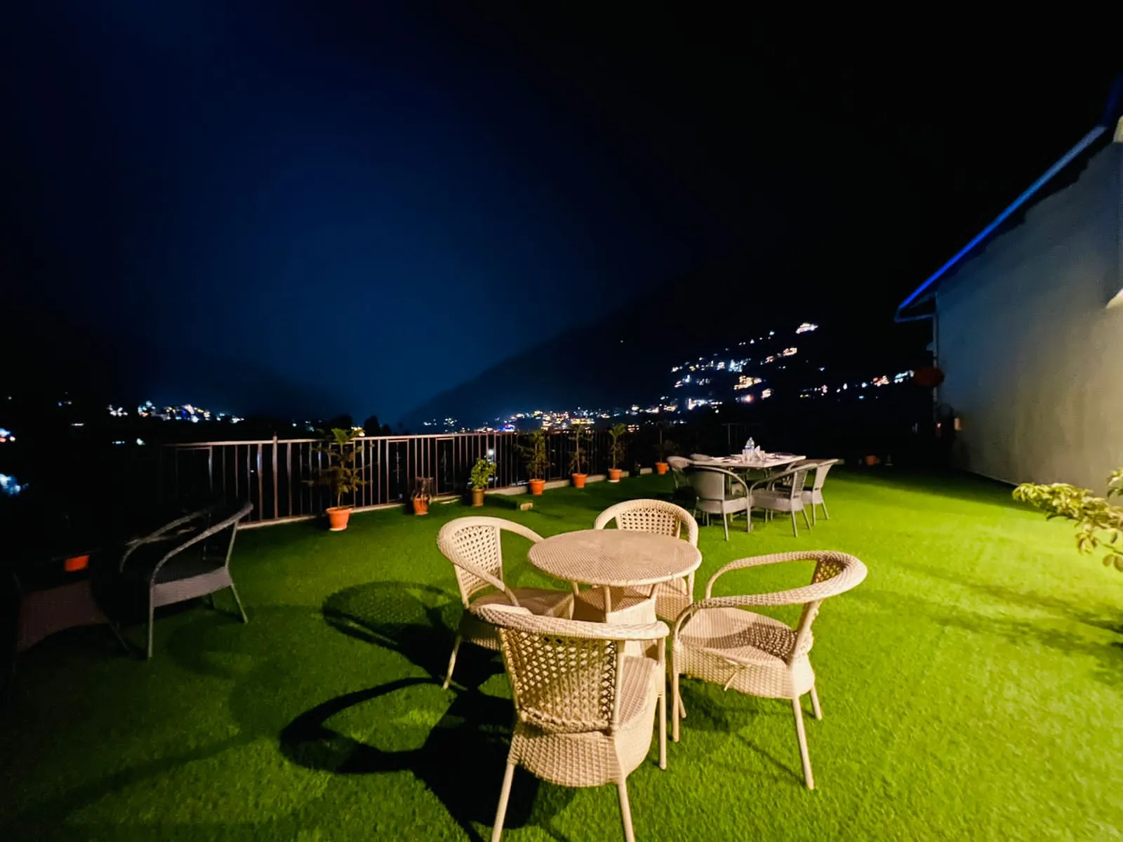 DLS La serene Valley Outdoors