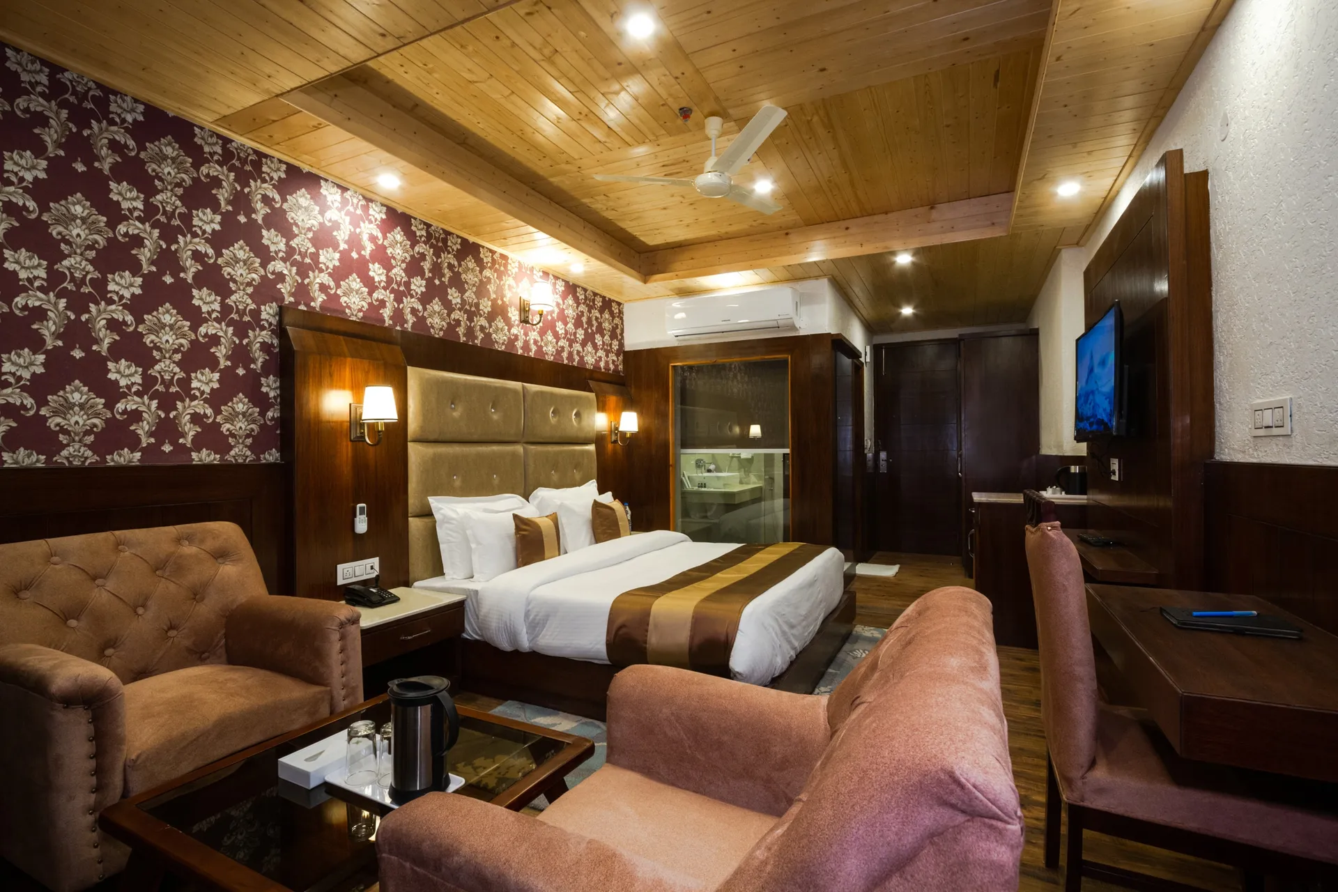 DLS La serene Valley Room