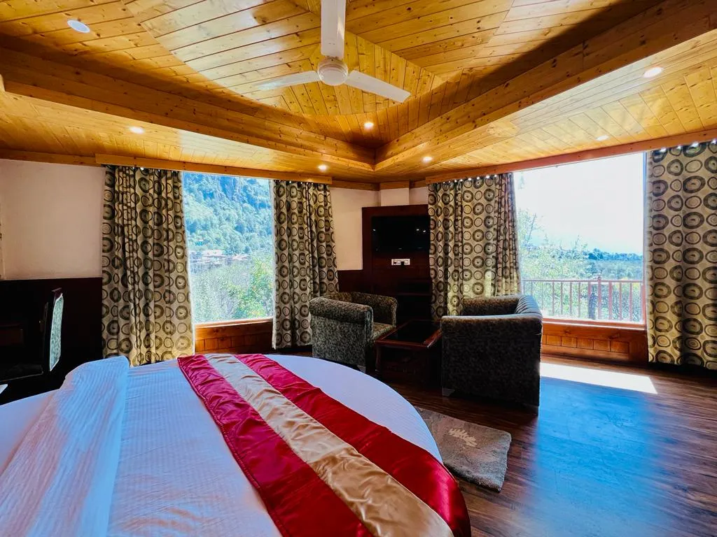 DLS La serene Valley Room