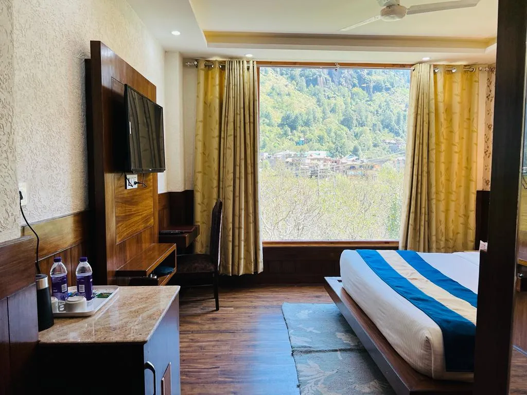 DLS La serene Valley Room