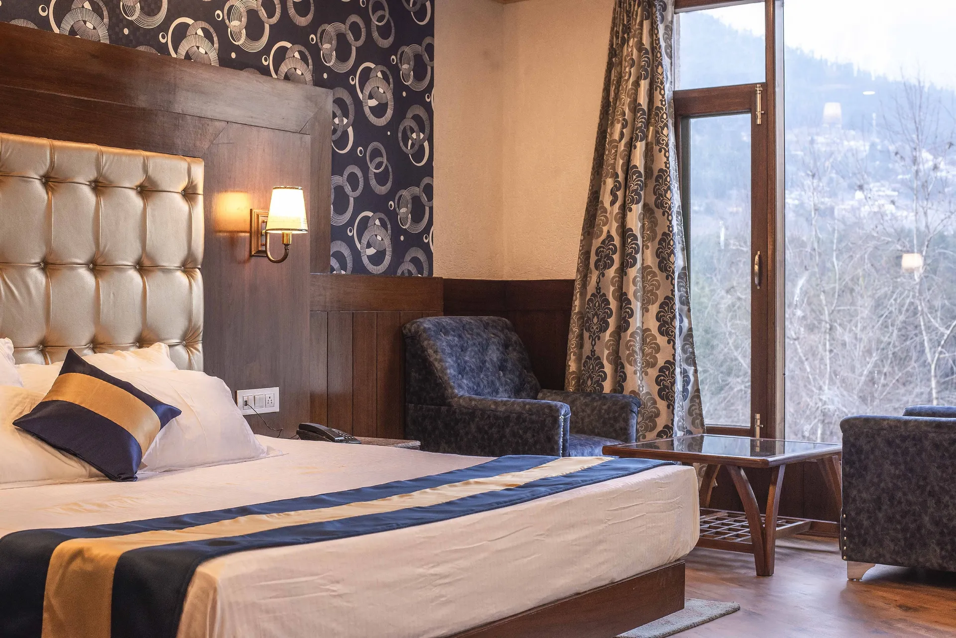 DLS La serene Valley Room