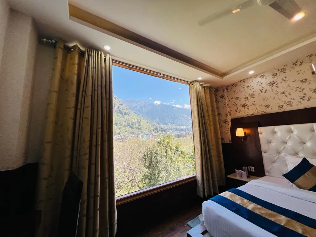 DLS La serene Valley Room