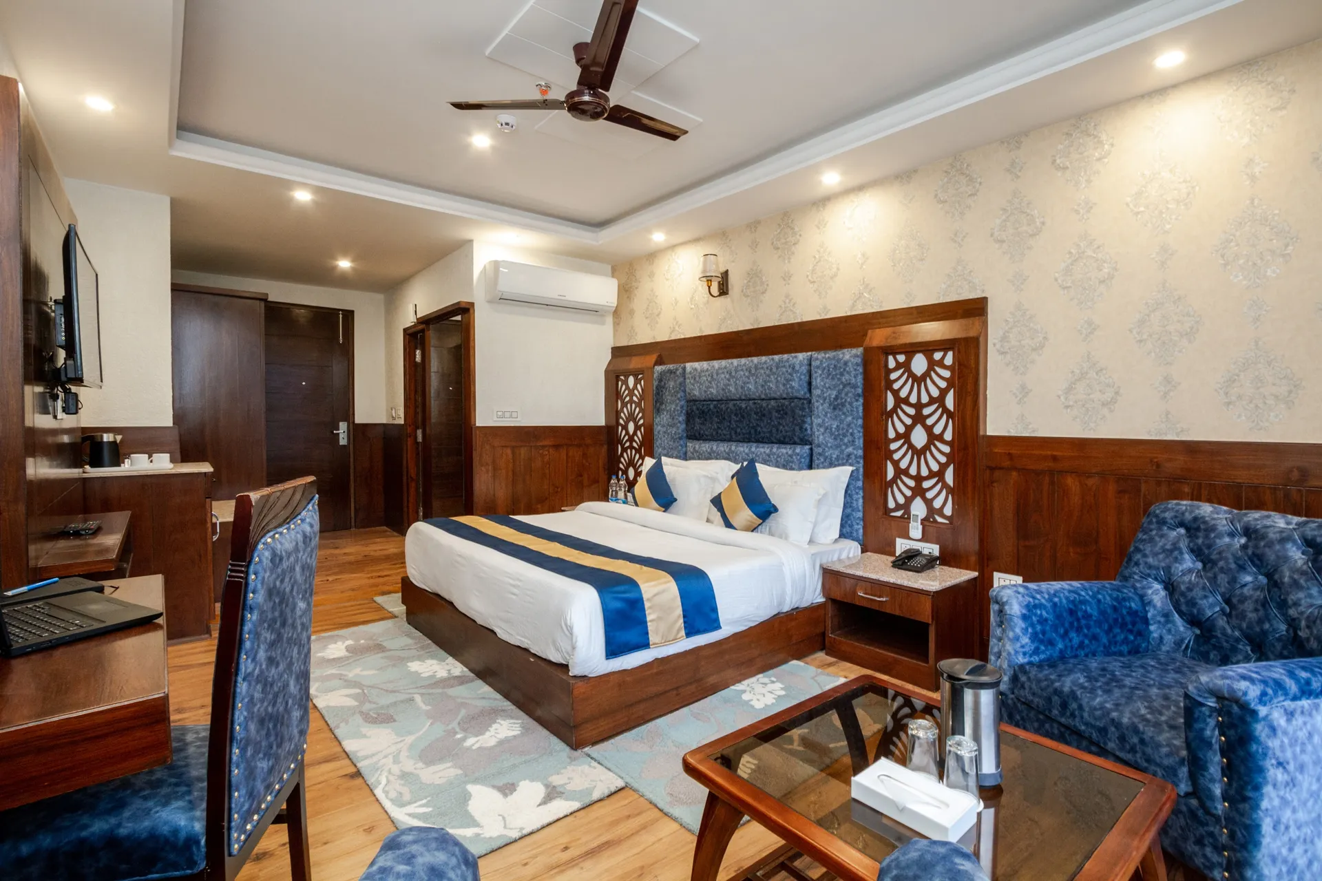 DLS La serene Valley Room