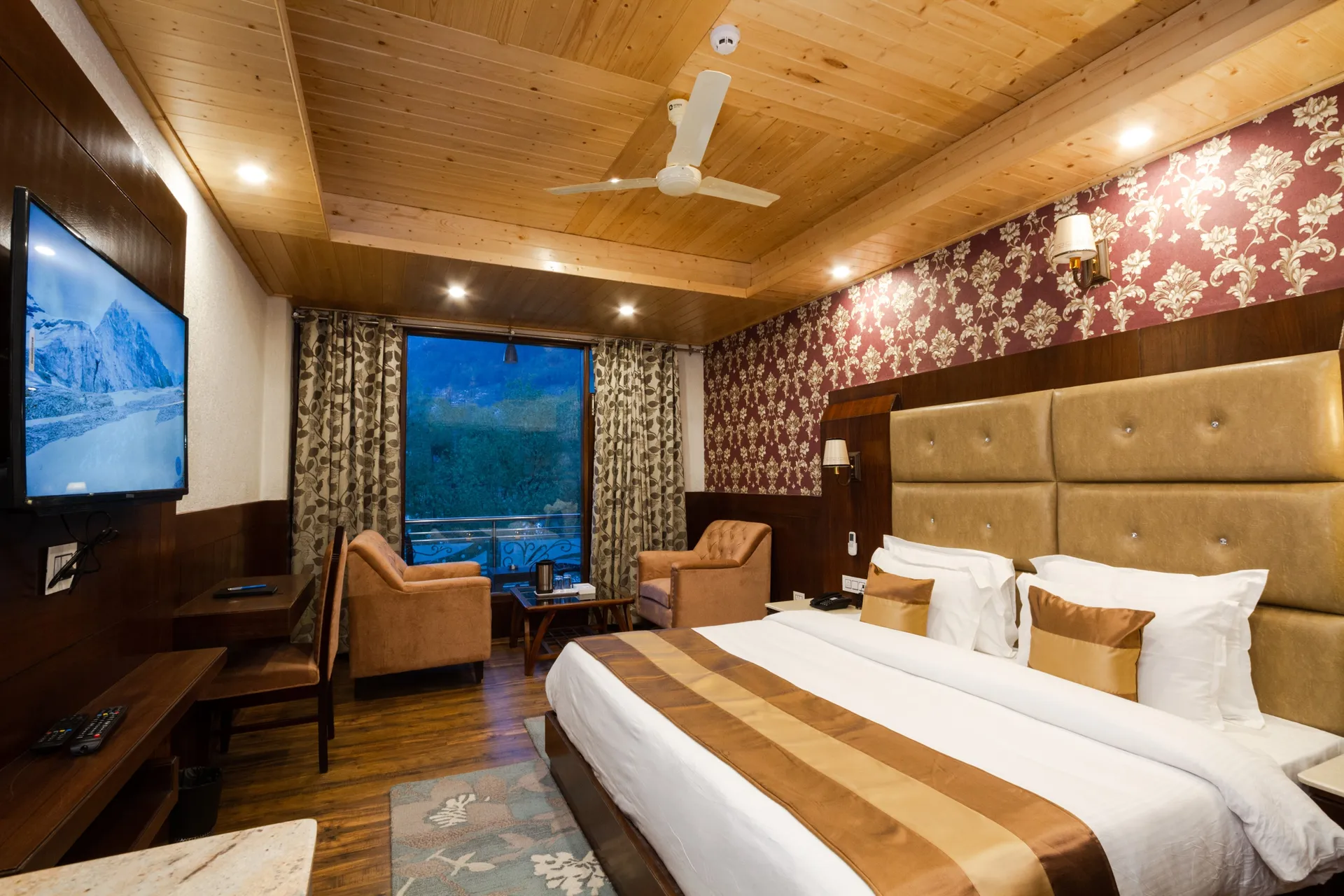 DLS La serene Valley Room