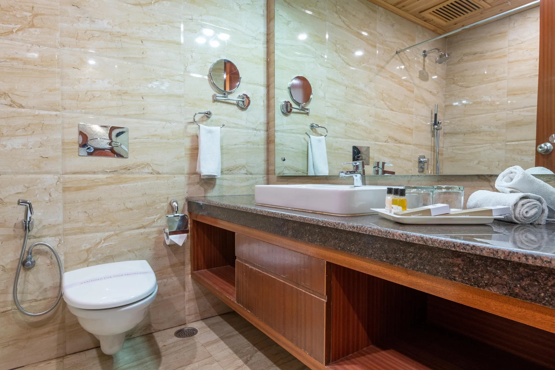 DLS Serenity Resort and Spa Washroom
