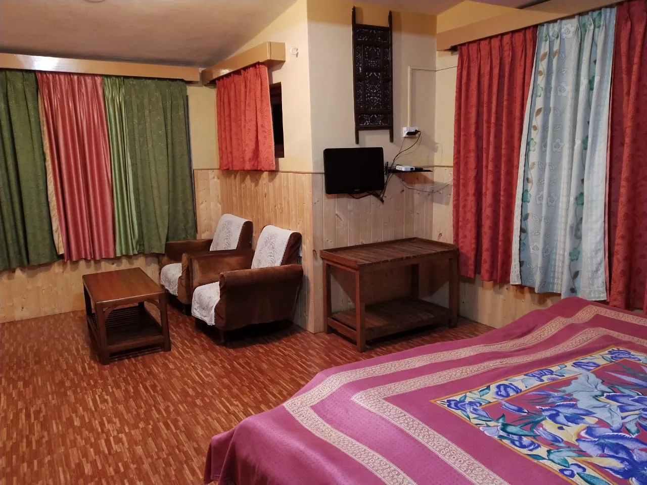 Trishul Orchard Resort Room