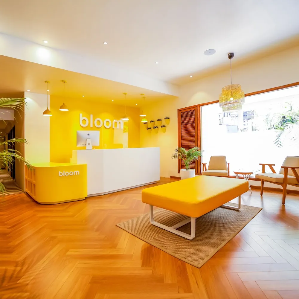 Bloom Hotel - Juhu Room