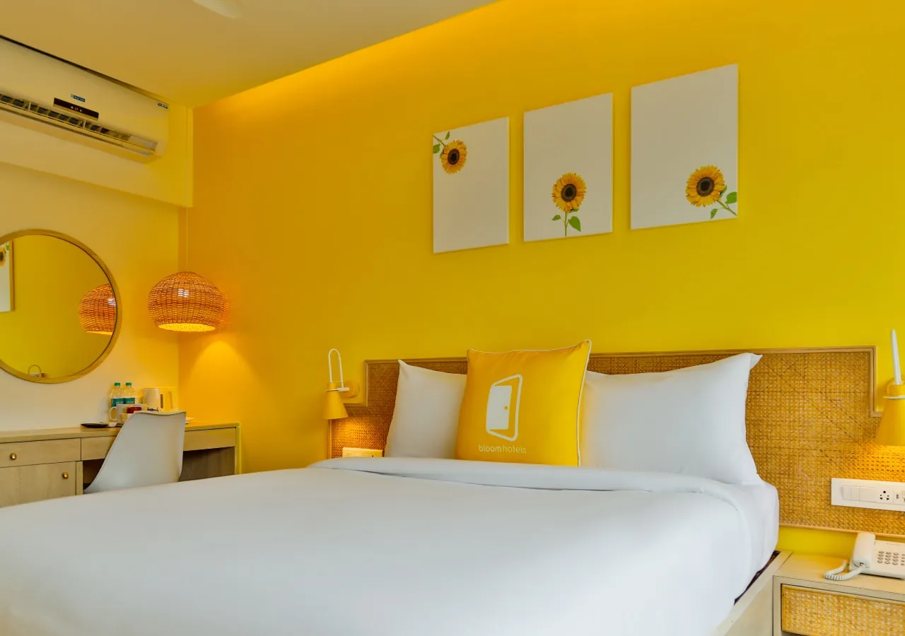 Bloom Hotel - Juhu Room