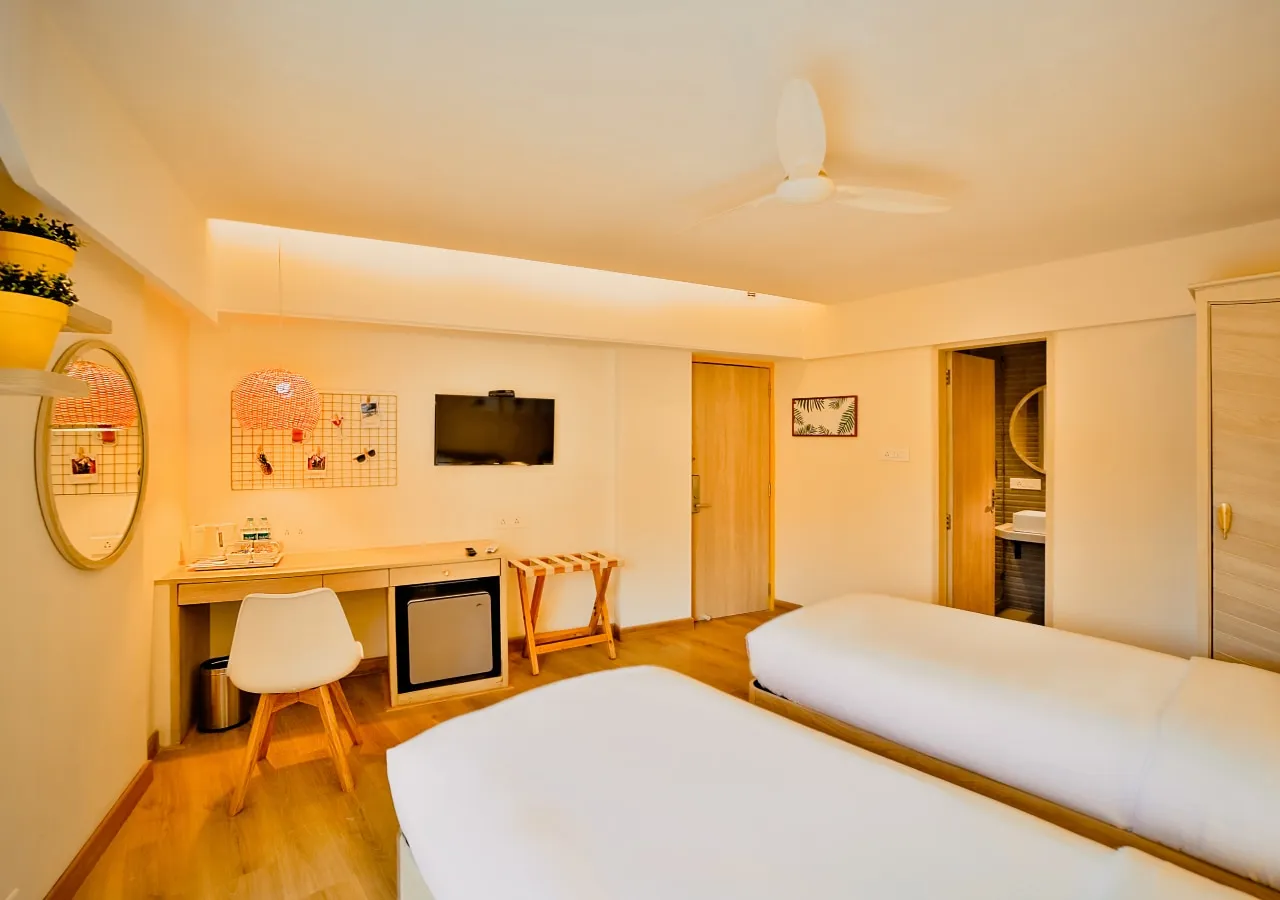 Bloom Hotel - Juhu Room