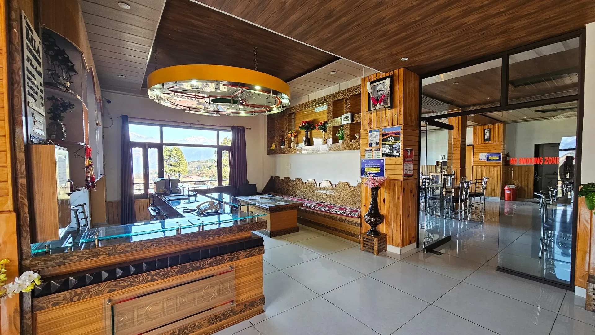 Hotel Bala Paradise Reception