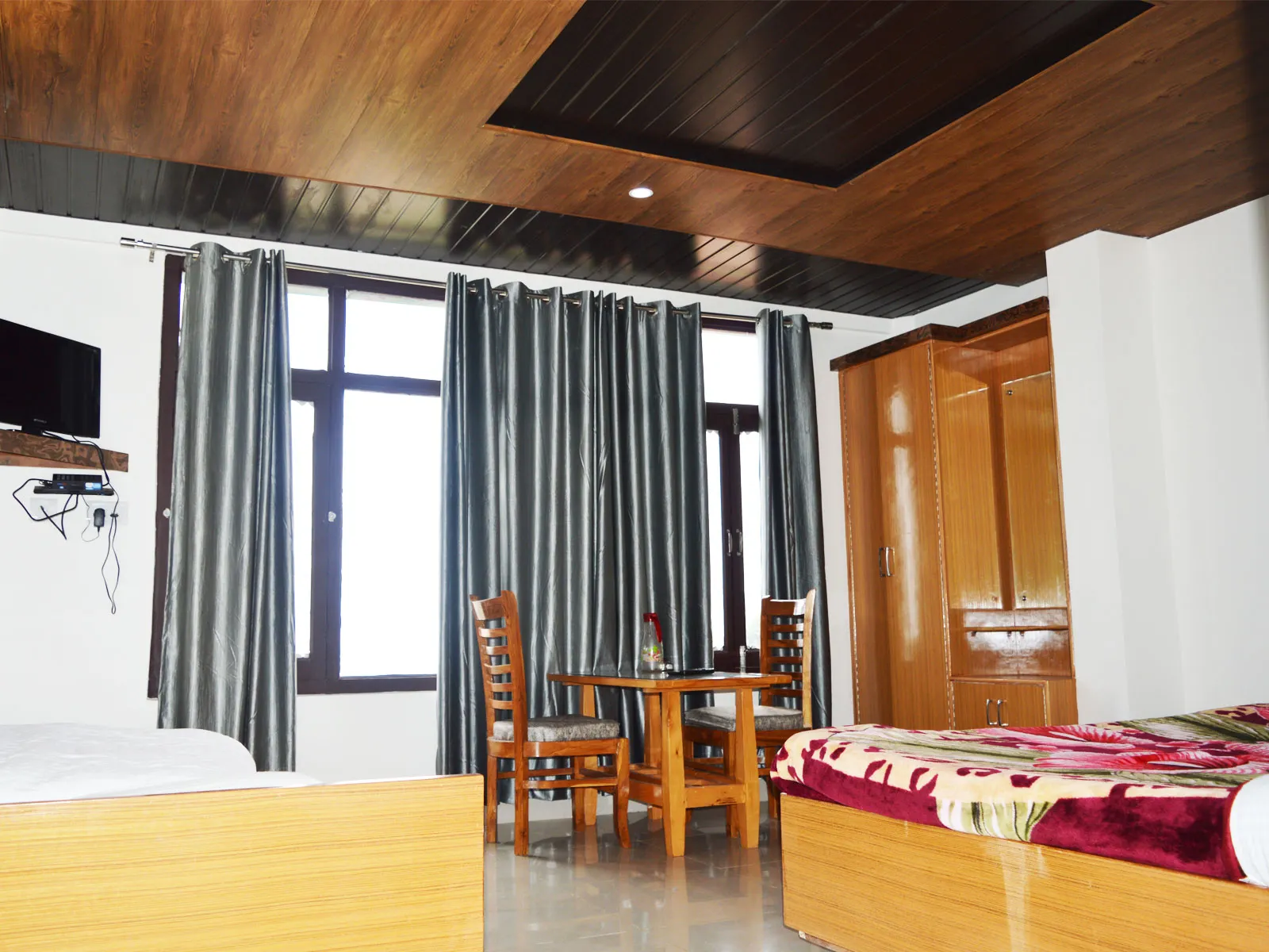 Hotel Bala Paradise Room