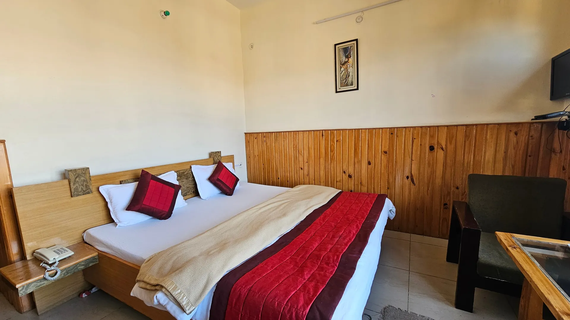 Hotel Bala Paradise Room