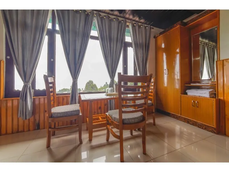 Hotel Bala Paradise Room